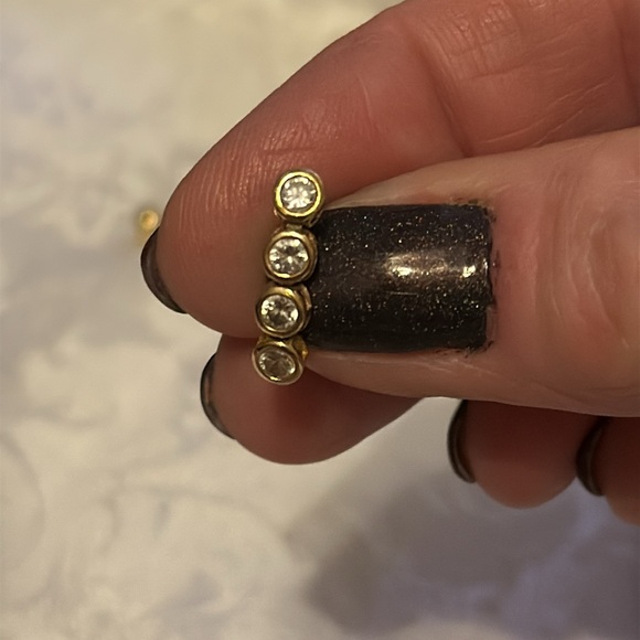 Gold Plated Belly Button Ring with 4 Crystal Drop - Picture 4 of 4